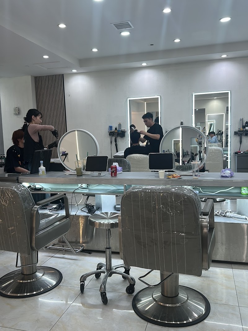 MG Artistic Hair Salon