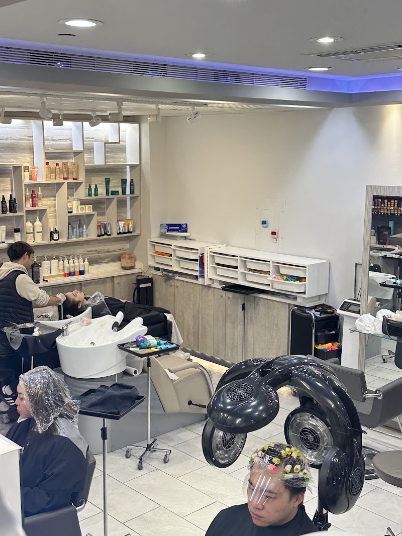 Nova Salon