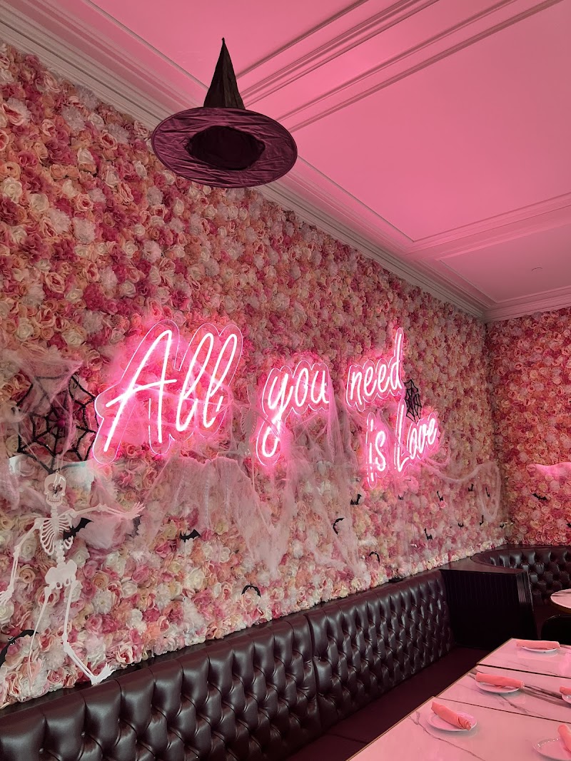 Sugar Factory - Queens